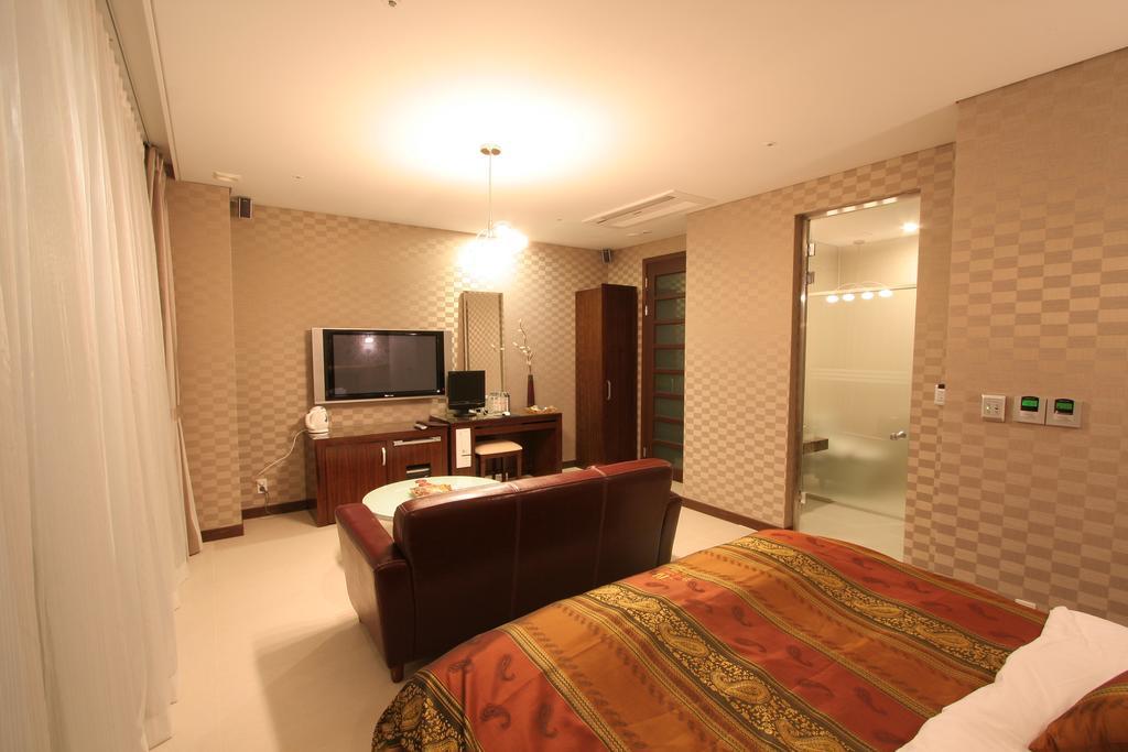 Wiz Hotel Paju Eksteriør bilde